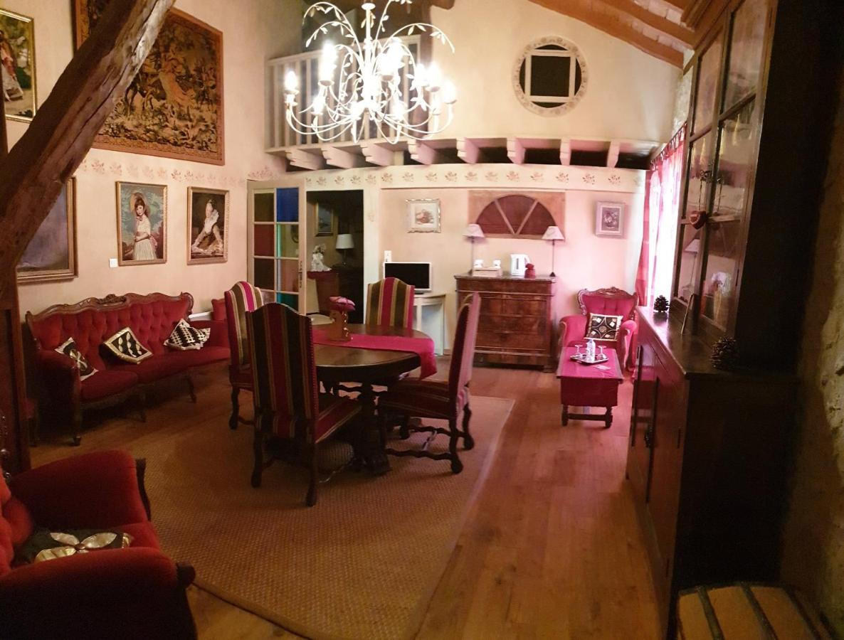 La Ferme De Jeanne Bed and Breakfast Saint-Girons  Exteriör bild